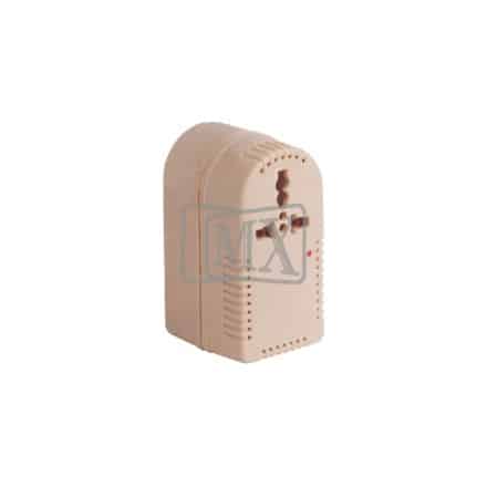 MX VOLTAGE CONVERTER - 20 WITH UNIVERSAL SOCKET - COVERTS 220V TO 110V